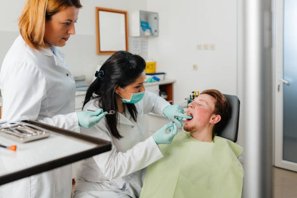 Best Cracked Tooth Emergency Dentist  in Cecilia, LA